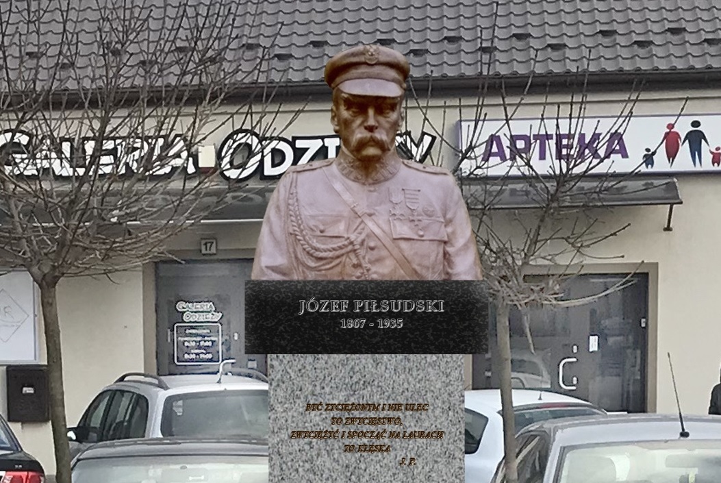 Photo of Pomnik Marszałka Piłsudskiego w Wolborzu