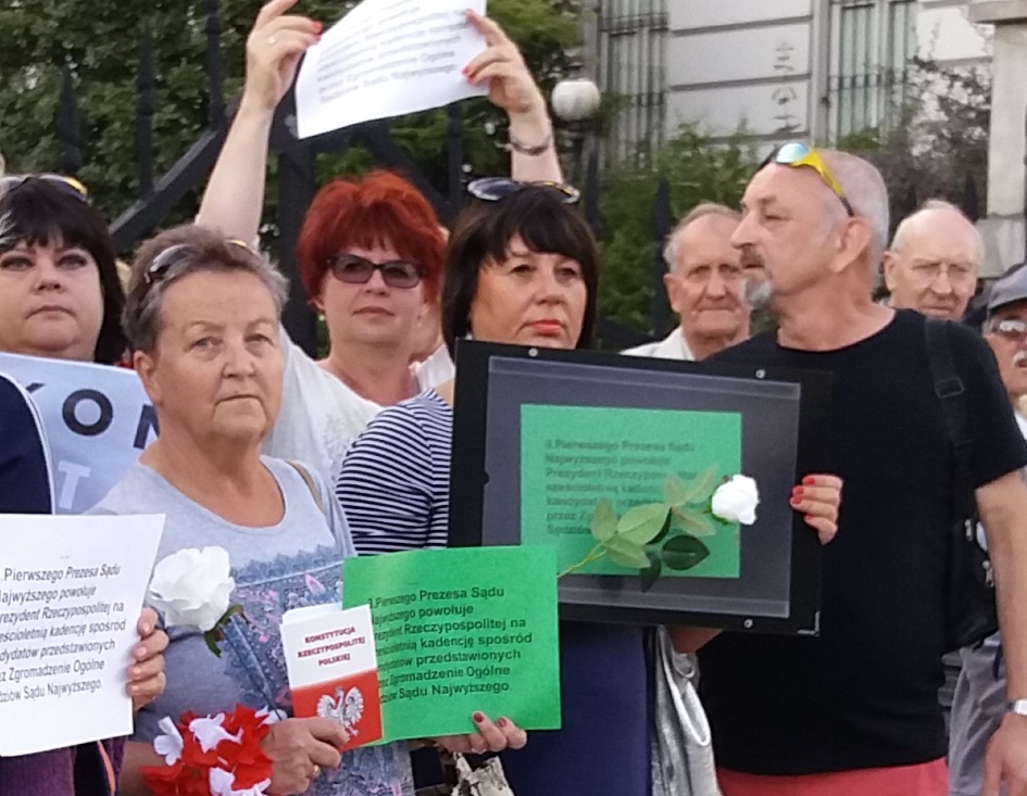 Photo of Protest w obronie sądów