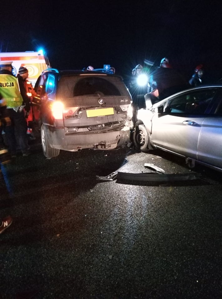 Photo of Wypadek na DK1. W pojazdach były dzieci i kobieta w ciąży. Sprawcą pijany kierowca