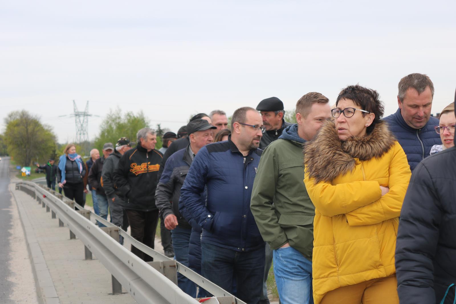Photo of Mieszkańcy gminy Grabica protestują w sprawie zamknięcia wiaduktu – posłuchaj