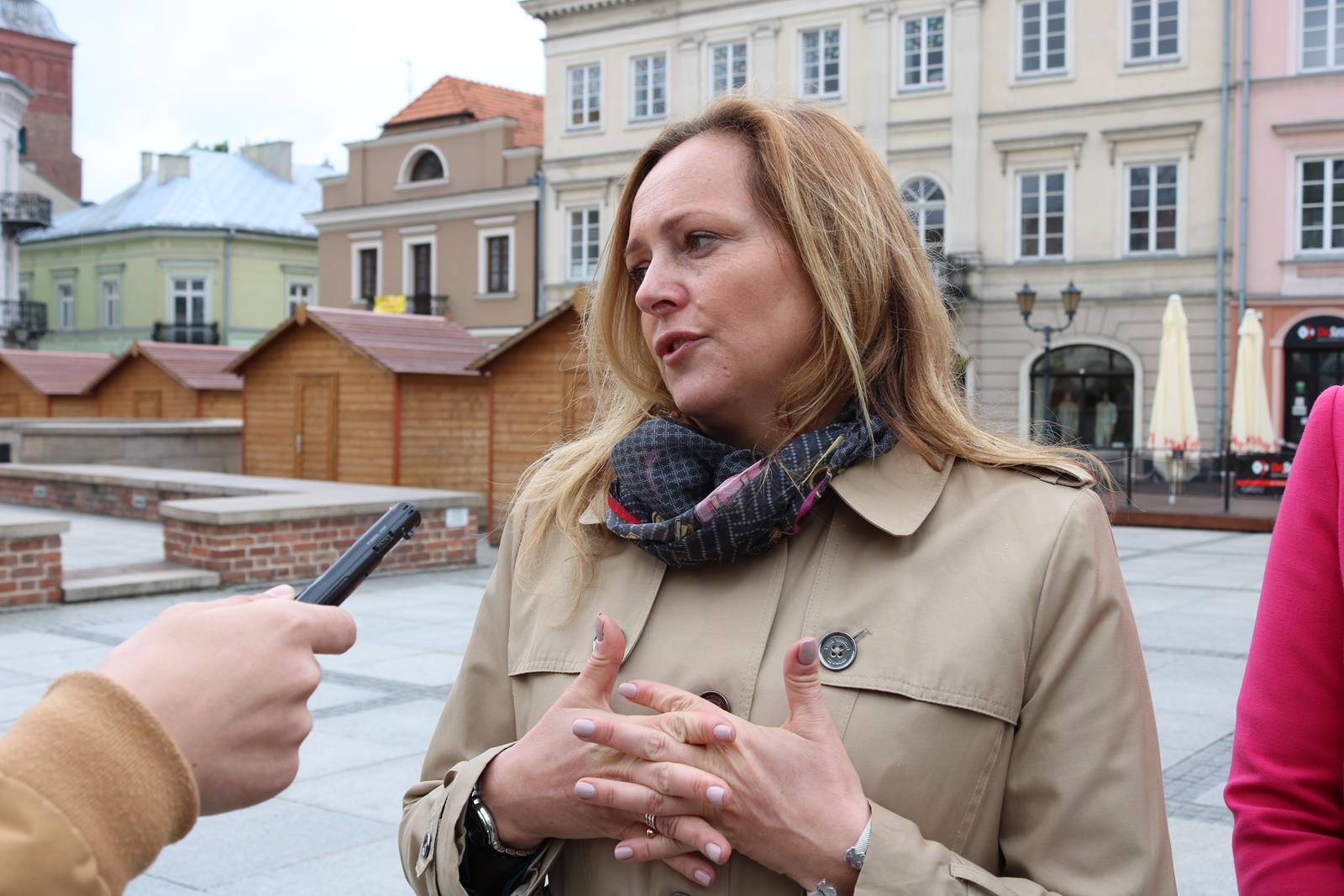 Photo of Joanna Skrzydlewska – kandydatka do PE odwiedziła Piotrków