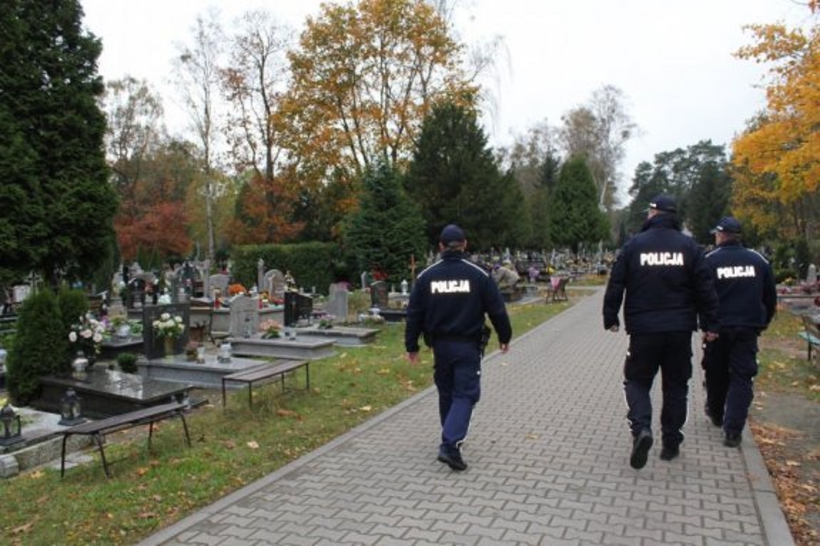 Photo of Bezpieczny Dzień Wszystkich Świętych i Dzień Zaduszny