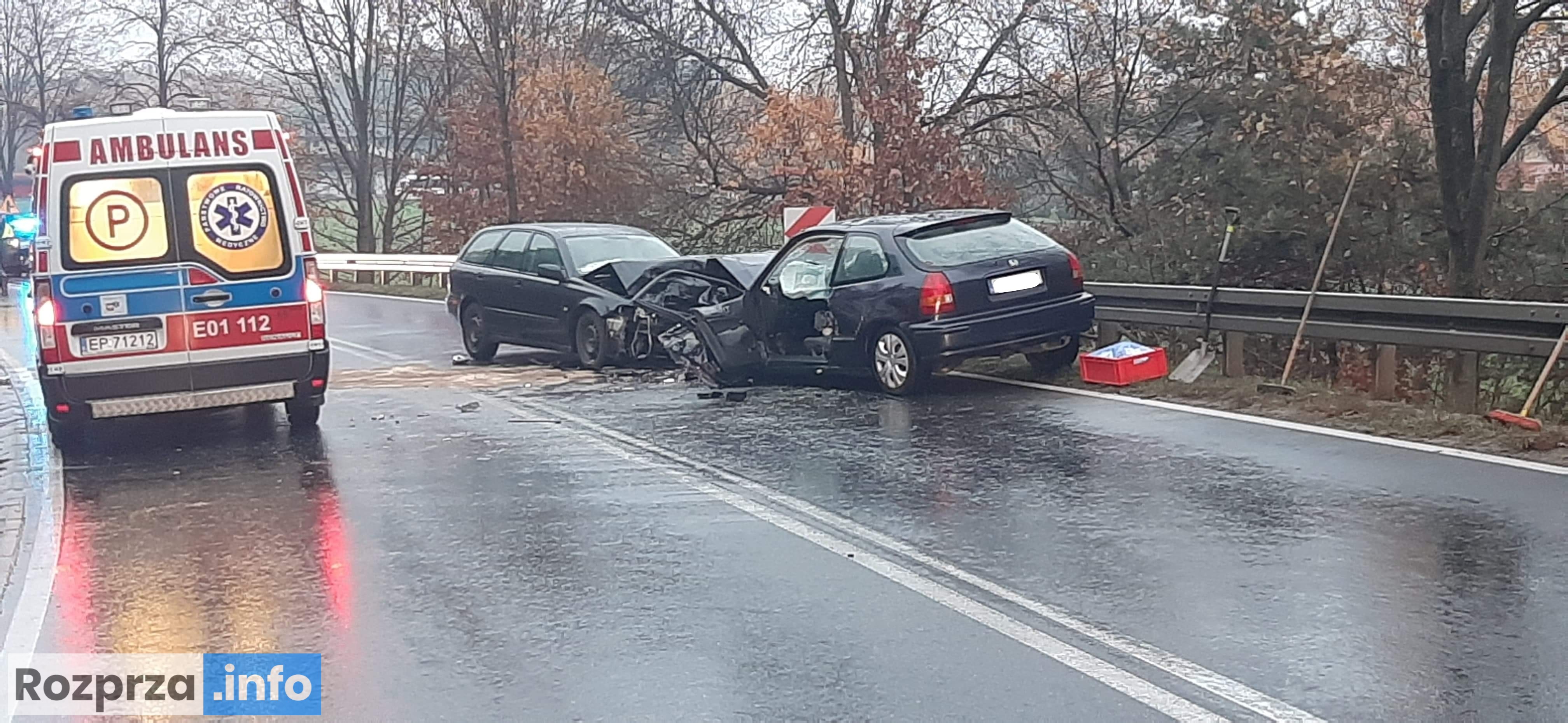 Photo of Czołówka w Cekanowie i potrącenie pieszej w Piotrkowie