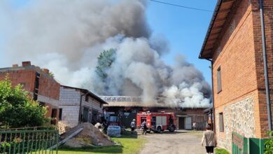 Photo of Pożar stodoły i chlewni w Sierosławiu – AKTUALIZACJA
