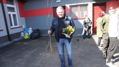 Photo of Tym razem w Woli Krzysztoporskiej zamieniali nakrętki na rośliny i nasiona