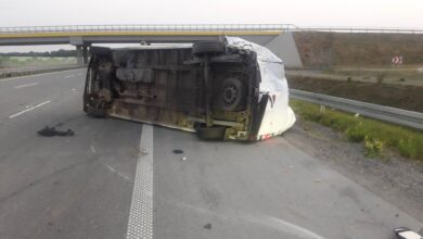 Photo of Bus na boku – dwie kolizje w jednym miejscu