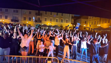 Photo of Rynek Trybunalski znowu zamieni się w salę taneczną. Przed nami kolejna piotrkowska potańcówka