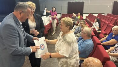 Photo of Opaski monitorujące stan zdrowia trafiły do wolborskich seniorów