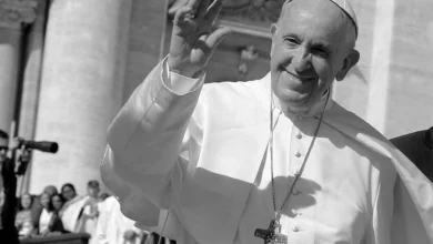 Photo of Żegnamy Papieża Franciszka – mieszkańcy Piotrkowa jednoczą się w modlitwie