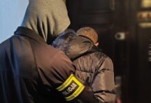 Photo of Poszukiwany listem gończym wpadł w ręce piotrkowskich policjantów